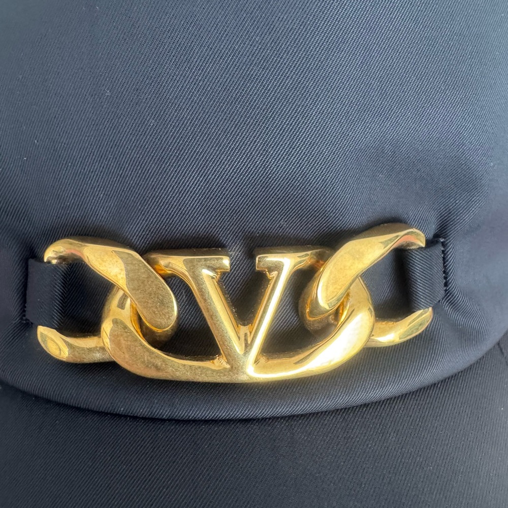 Valentino Garavani Black Cap with Gold Logo - Picture 6 of 11